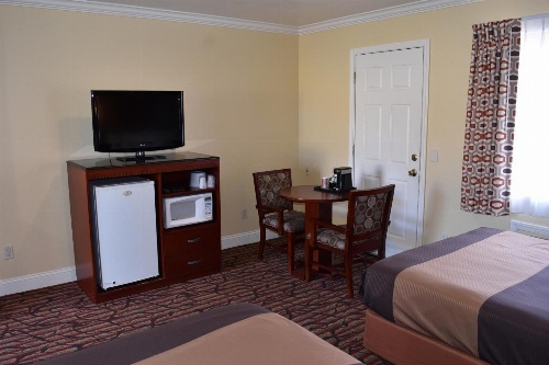Seaside Inn Monterey image 1
