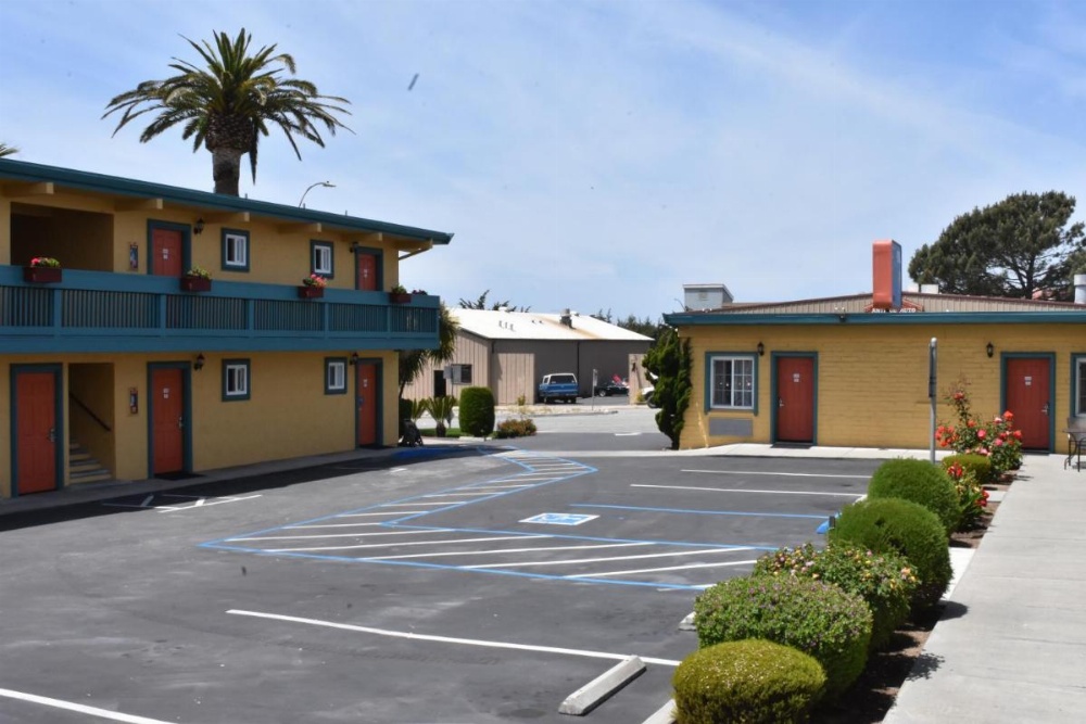Seaside Inn Monterey Image 18