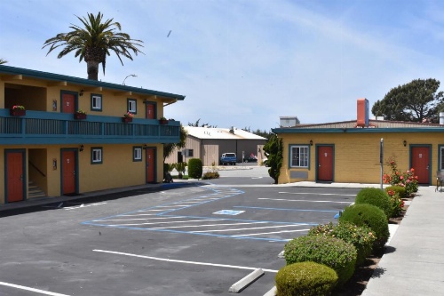 Seaside Inn Monterey image 18