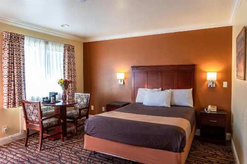 Seaside Inn Monterey image 28